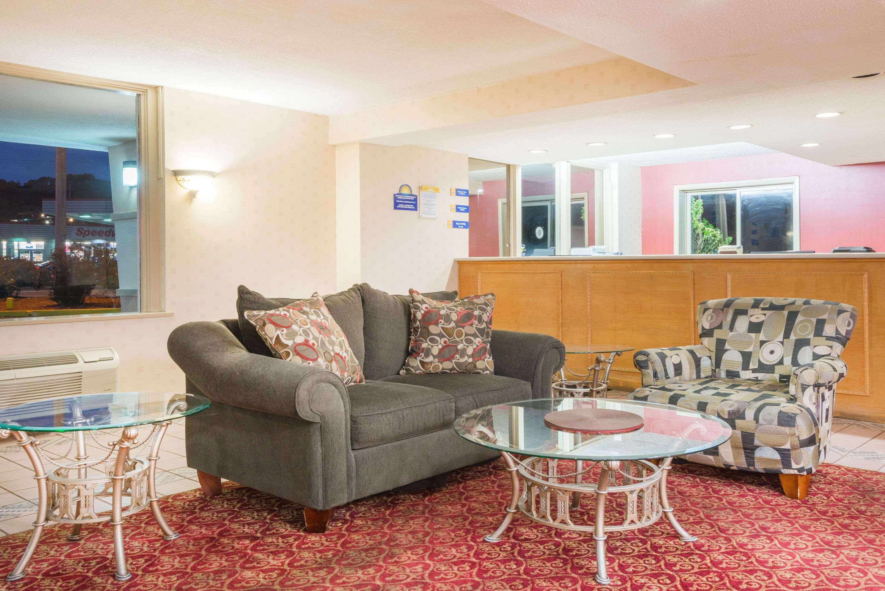Days Inn By Wyndham Paintsville Exteriör bild
